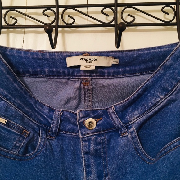 Jeans - Picture 2 of 2